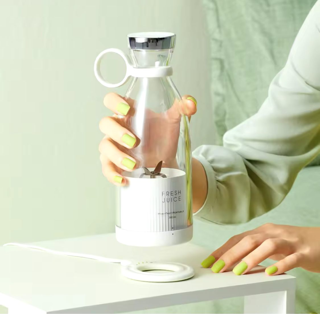 🥤 Der ultimative tragbare Elektro-Entsafter – Mix dir deine Smoothies überall! 🍓🍍