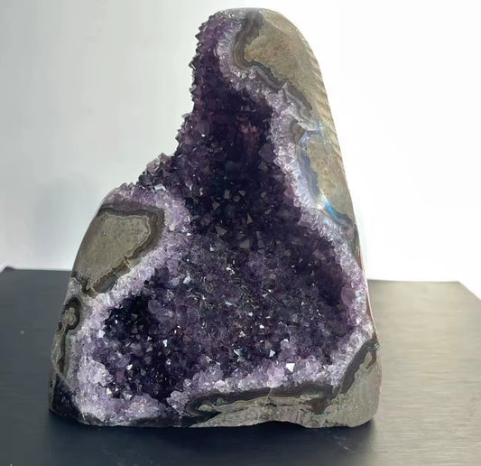 💜 Majestätischer Amethyst-Cluster (1,6–1,8 kg) – Dein Tor zu innerer Ruhe & spiritueller Kraft 💜